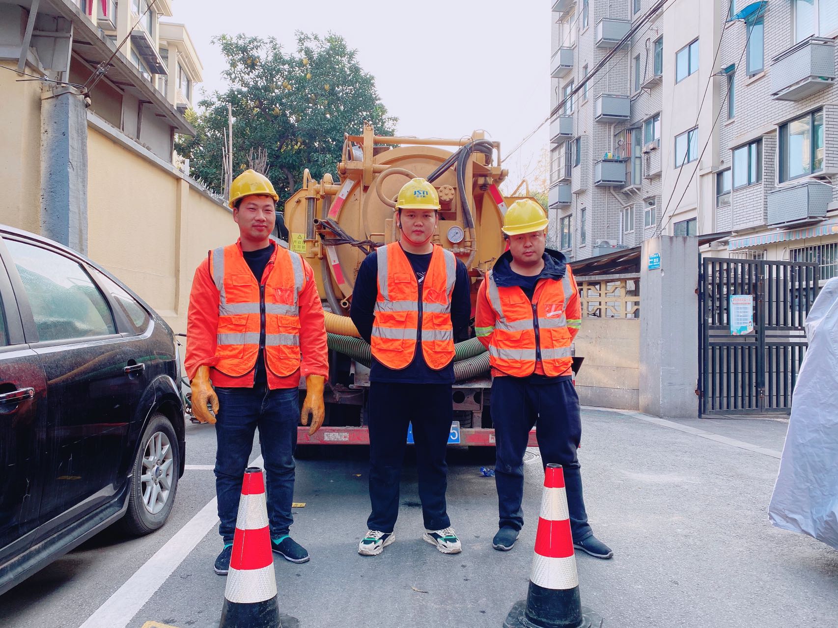 大树根南京某小区管道清淤检测施工